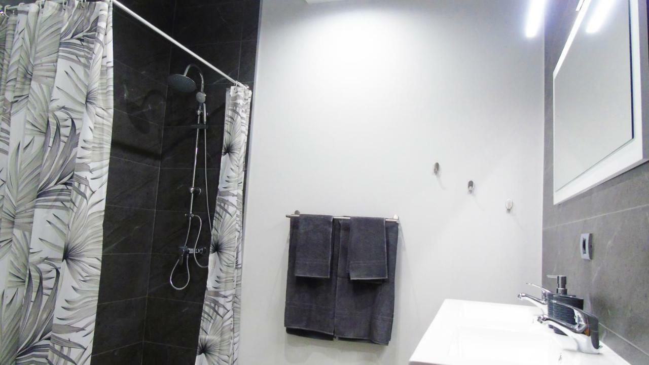 Apartamentos Ainara サンタクルスデテネリフェ エクステリア 写真
