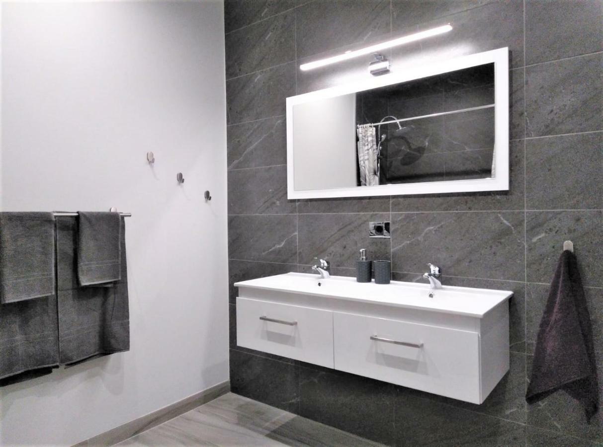 Apartamentos Ainara サンタクルスデテネリフェ エクステリア 写真