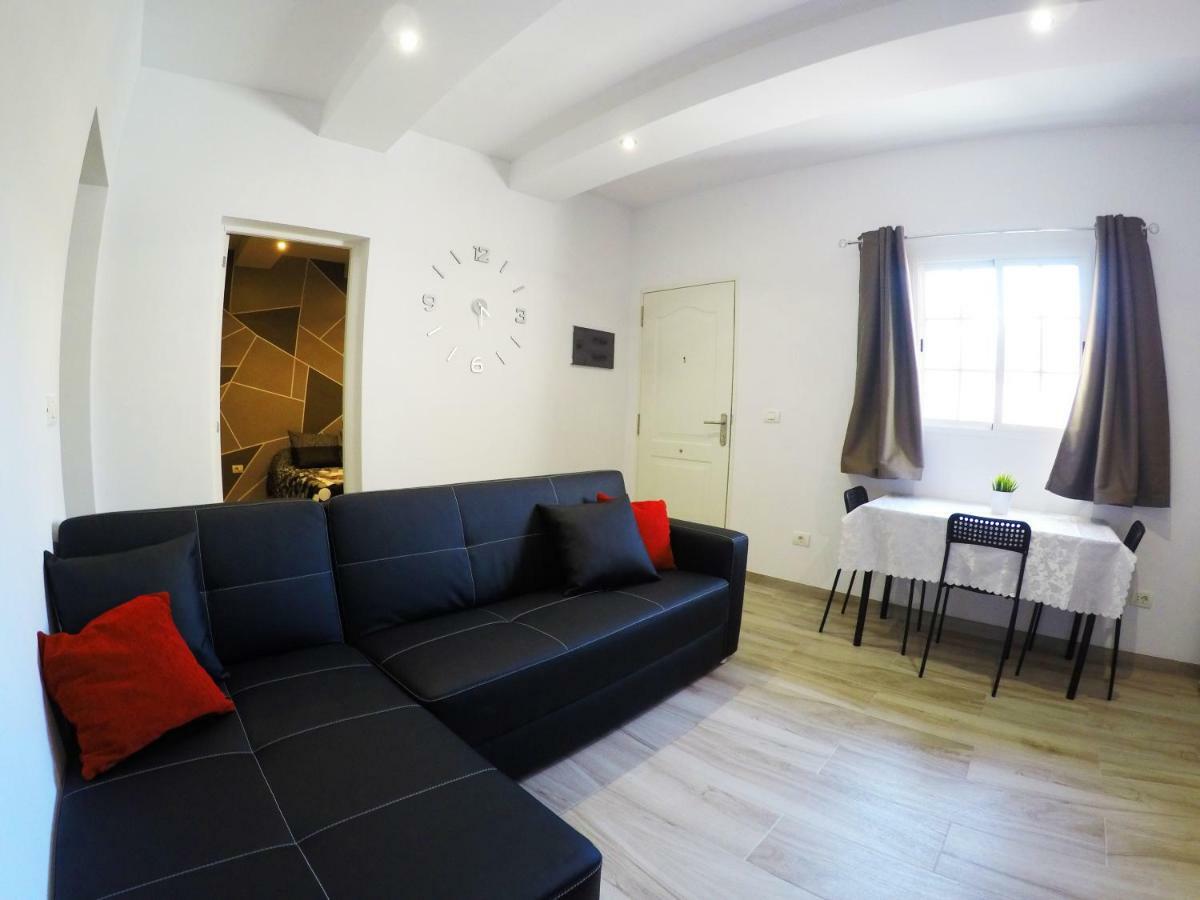 Apartamentos Ainara サンタクルスデテネリフェ エクステリア 写真