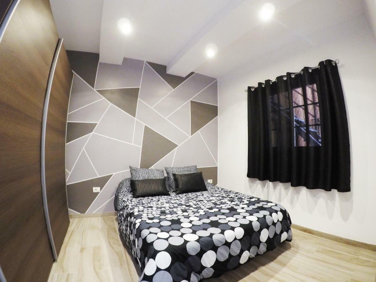 Apartamentos Ainara サンタクルスデテネリフェ エクステリア 写真